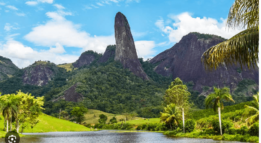  Aumente sua visibilidade em Cachoeiro do Itapemirim com o poder do anúncio em Front Light!